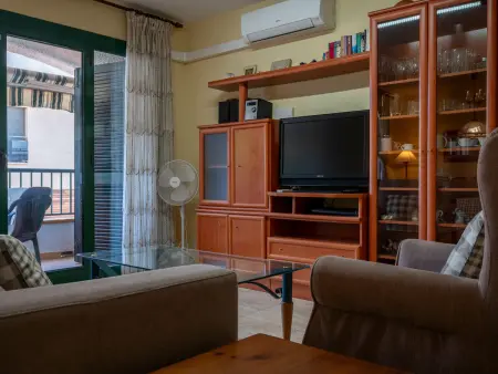 Appartement proche plage avec Wi-Fi et climatisation, 6 pers. - Photo 4