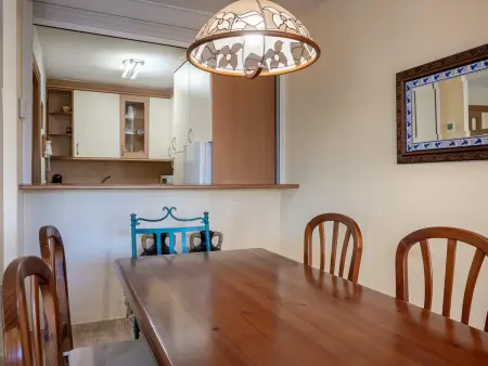 Appartement proche plage avec Wi-Fi et climatisation, 6 pers. - Photo 9