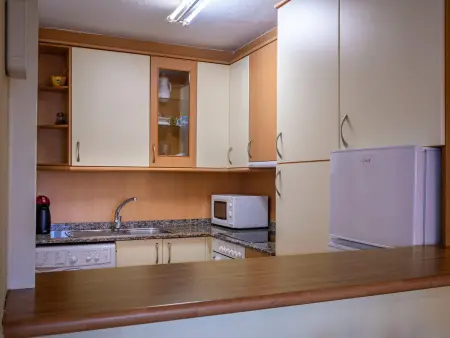Appartement proche plage avec Wi-Fi et climatisation, 6 pers. - Photo 11