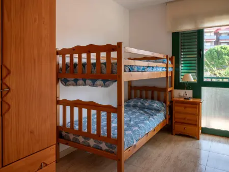 Appartement proche plage avec Wi-Fi et climatisation, 6 pers. - Photo 20