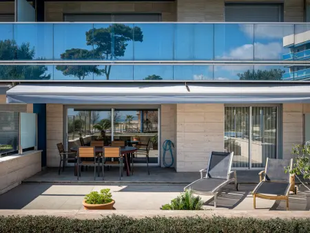 Appartement en bord de mer avec terrasse et piscine commune - Photo 7