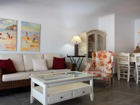 Appartement en bord de mer avec terrasse et piscine commune - Photo 14