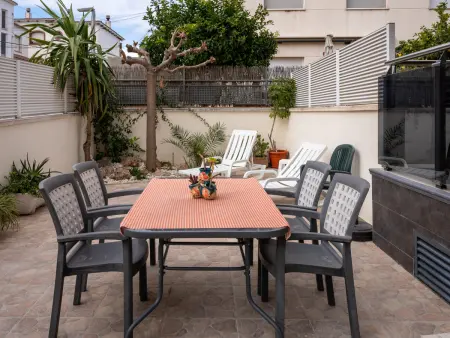 Appartement agréable avec terrasse et climatisation près de la plage - Photo 4