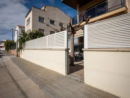 Appartement agréable avec terrasse et climatisation près de la plage - Photo 25