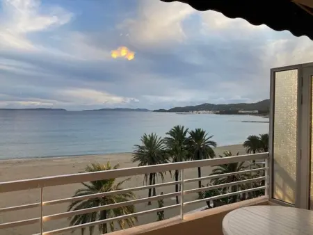 Appartement T2 au Lavandou avec Terrasse Vue Mer - Photo 1