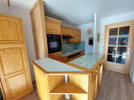 Duplex spacieux au pied des pistes, parking privatif - Photo 4