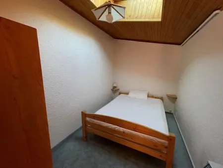 Duplex spacieux au pied des pistes, parking privatif - Photo 10
