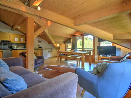 Appartement spacieux à Morzine, 8 pers., WiFi, balcon, proche téléphérique - Photo 3