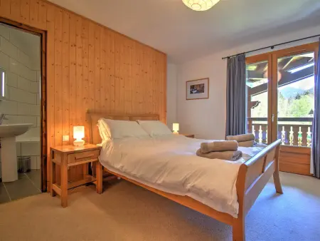 Appartement spacieux à Morzine, 8 pers., WiFi, balcon, proche téléphérique - Photo 4