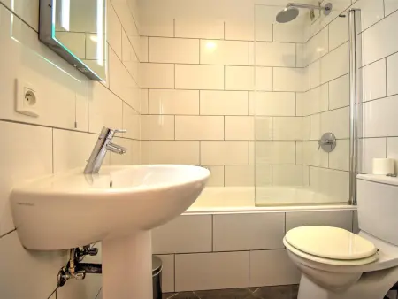 Appartement spacieux à Morzine, 8 pers., WiFi, balcon, proche téléphérique - Photo 10