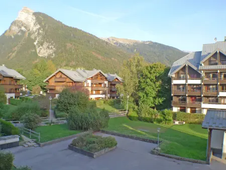 Studio coquet au centre de Samoëns avec parking privatif, proche des commodités - Photo 1