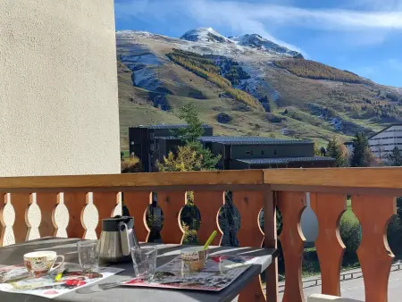 Studio moderne, centre station, terrasse sud, animaux admis - Photo 4