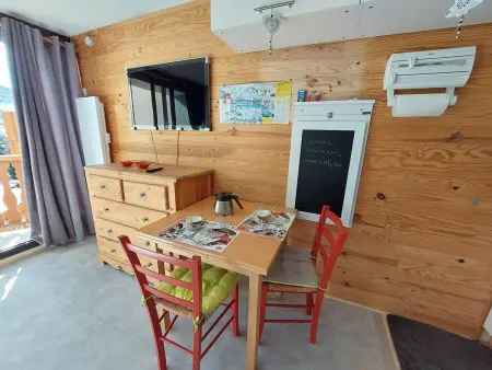 Studio moderne, centre station, terrasse sud, animaux admis - Photo 6