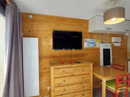 Studio moderne, centre station, terrasse sud, animaux admis - Photo 9