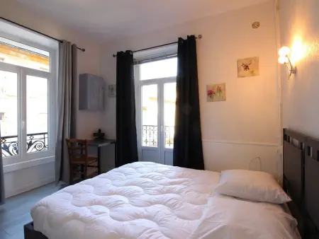 Appartement T2 bis avec balcon au centre de La Bourboule, proche des thermes, 4 pers, Wifi - Photo 6