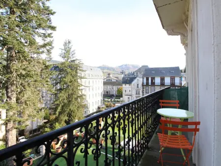 Appartement T2 bis avec balcon au centre de La Bourboule, proche des thermes, 4 pers, Wifi - Photo 11