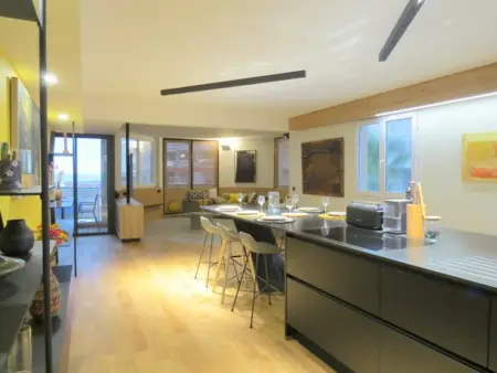 Appartement luxueux climatisé avec superbe vue et parking sécurisé - Photo 4