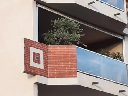 Appartement luxueux climatisé avec superbe vue et parking sécurisé - Photo 10