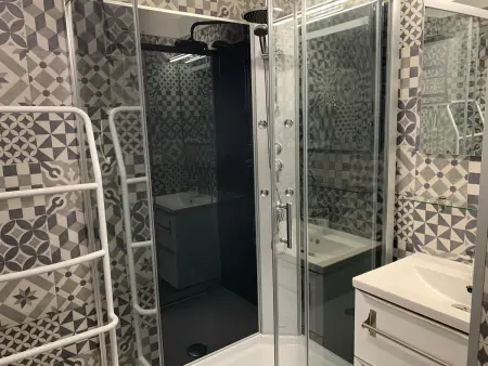 Appartement cosy T2 à Peyragudes pour 6 pers, proche pistes, navette gratuite, accès Spassio inclus - Photo 5