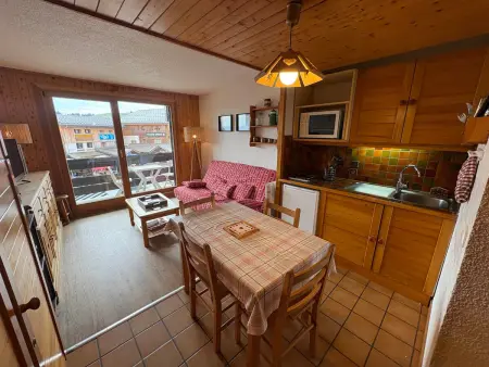 Studio cabine ensoleillé pour 4 personnes, vue sur pistes - Photo 4