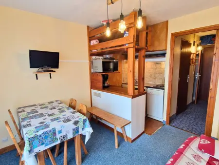 Studio 4 pers, balcon sud, parking, résidence calme - Photo 2