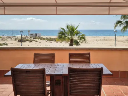Appartement en bord de mer avec terrasse et piscine - Photo 3