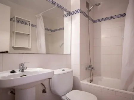 Appartement en bord de mer avec terrasse et piscine - Photo 25