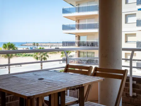 Appartement bord de mer avec piscine et parking à Torredembarra - Photo 2