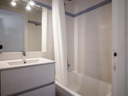 Appartement bord de mer avec piscine et parking à Torredembarra - Photo 17