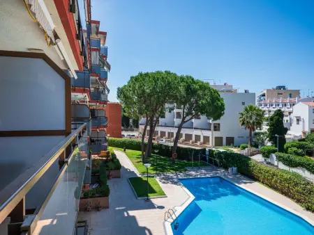 Appartement à Torredembarra avec Piscine Commune et Terrasse - Photo 20