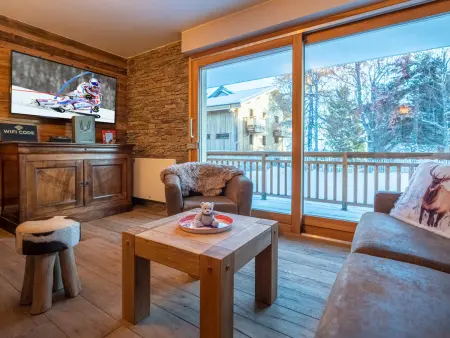 Appartement rénové coeur Alpe d'Huez avec parking et wifi - Photo 4