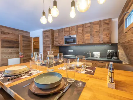 Appartement rénové coeur Alpe d'Huez avec parking et wifi - Photo 13