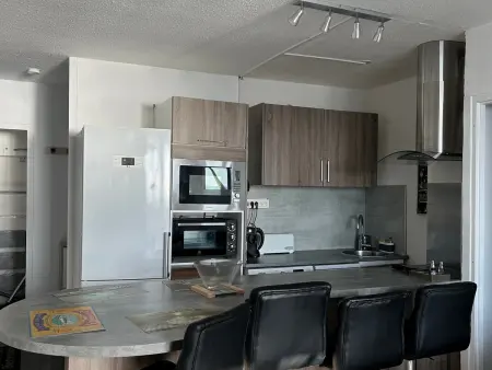 Appartement familial avec vue sur mer, parking privé - Photo 8