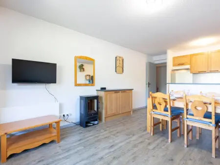 Appartement Rénové Peyragudes - 8 Pers, Balcon, 2 Chambres + Cabine, Parking Gratuit, Proche Pistes - Photo 1