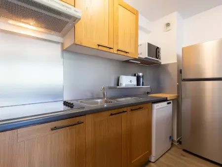 Appartement Rénové Peyragudes - 8 Pers, Balcon, 2 Chambres + Cabine, Parking Gratuit, Proche Pistes - Photo 6