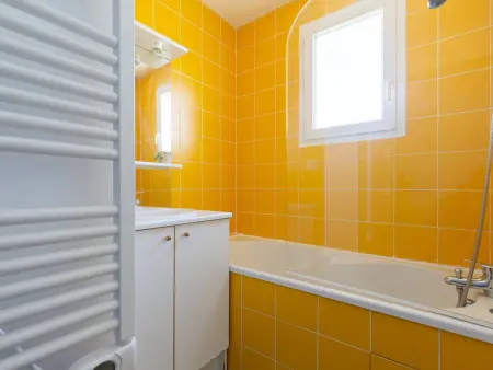 Appartement Rénové Peyragudes - 8 Pers, Balcon, 2 Chambres + Cabine, Parking Gratuit, Proche Pistes - Photo 10