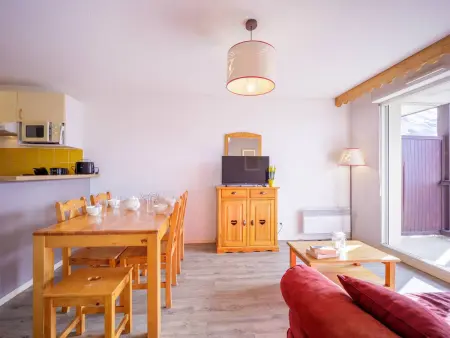 Appartement cosy pour 6 personnes avec balcon, parking et accès aux pistes - Photo 2