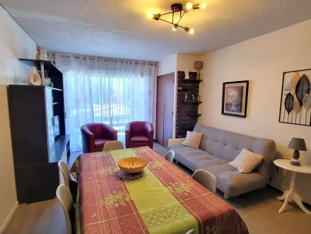 Appartement 2 Chambres - Terrasse - Centre Station - Parking - Photo 2