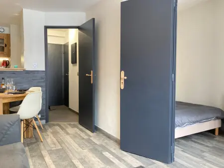 Bel appartement rénové pour 4 pers, proche centre station - Photo 3