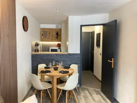 Bel appartement rénové pour 4 pers, proche centre station - Photo 4