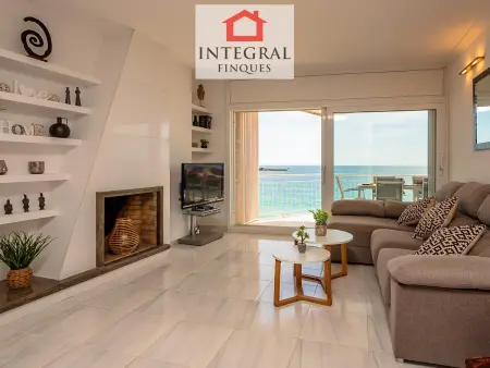 Appartement Spacieux Face à la Mer avec Terrasse à Palamós - Photo 3