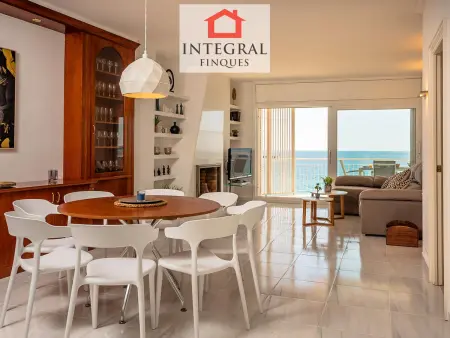 Appartement Spacieux Face à la Mer avec Terrasse à Palamós - Photo 4