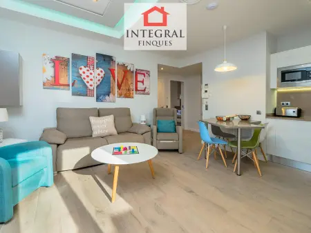 Appartement moderne avec terrasse à 100m de la plage, climatisation et parking inclus - Photo 1