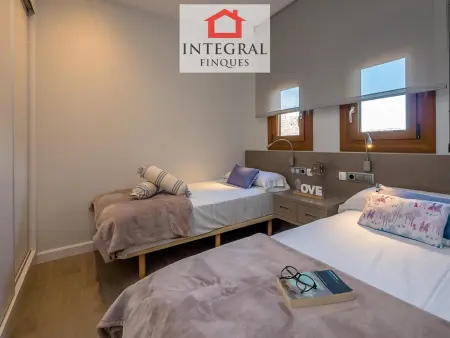Appartement moderne avec terrasse à 100m de la plage, climatisation et parking inclus - Photo 11
