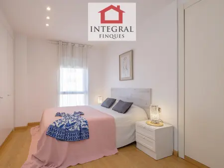 Spacieux appartement face à la mer avec terrasse, parking et Wi-Fi – 4 chambres, près du centre - Photo 13