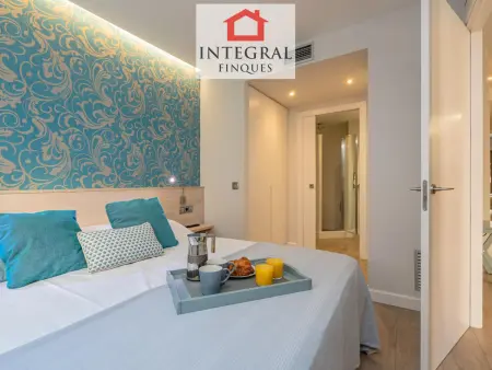 Appartement moderne en centre-ville, avec balcon, climatisation et parking, à 150m de la plage - Photo 12