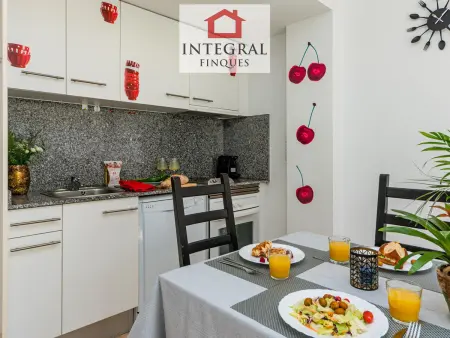 Duplex à Palamós: 200m de la plage, 3 chambres, balcon, terrasse, parking et wifi - Photo 8