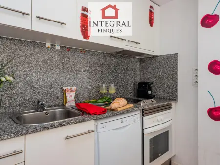 Duplex à Palamós: 200m de la plage, 3 chambres, balcon, terrasse, parking et wifi - Photo 9