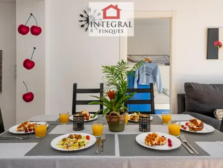 Duplex à Palamós: 200m de la plage, 3 chambres, balcon, terrasse, parking et wifi - Photo 10