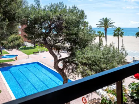Appartement 3 chambres, terrasse, parking privatif, AC, vue mer - Photo 1